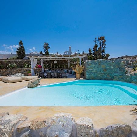 Tatiana Villa & Apartments Klouvas Exterior photo