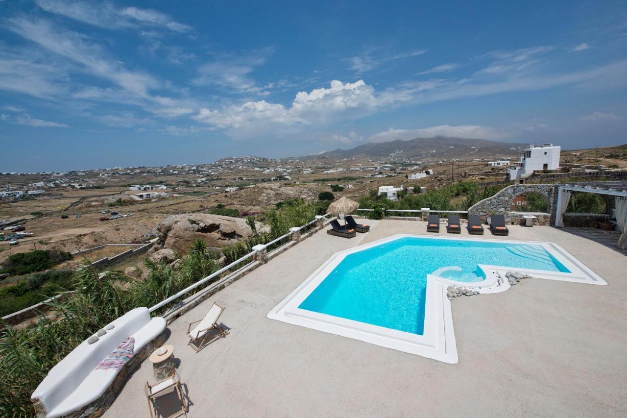 Tatiana Villa & Apartments Klouvas Exterior photo