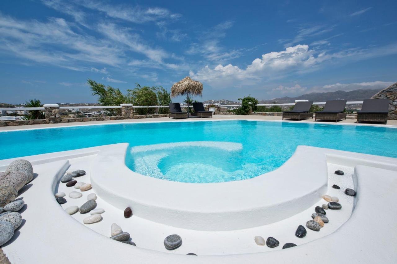 Tatiana Villa & Apartments Klouvas Exterior photo