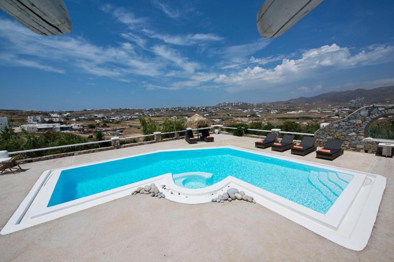 Tatiana Villa & Apartments Klouvas Exterior photo