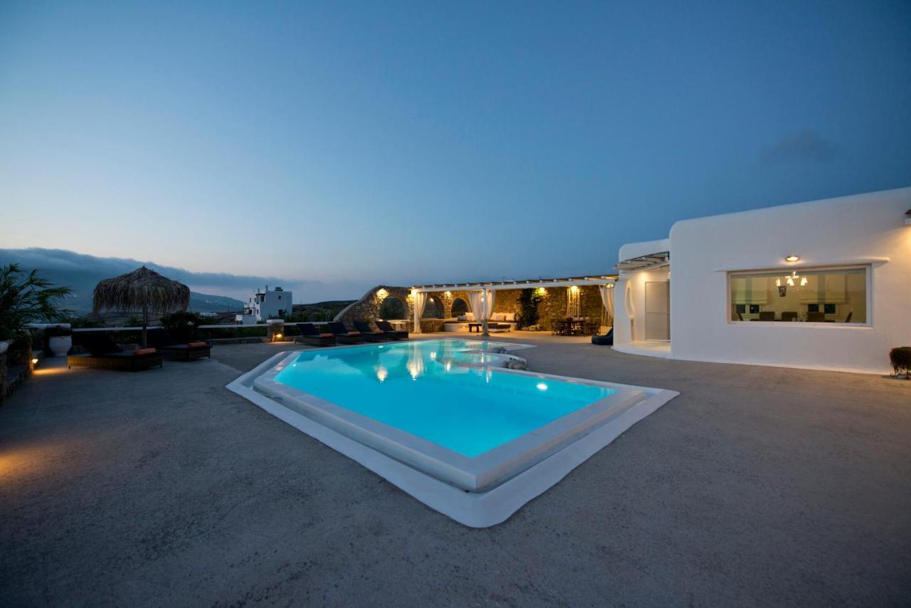 Tatiana Villa & Apartments Klouvas Exterior photo