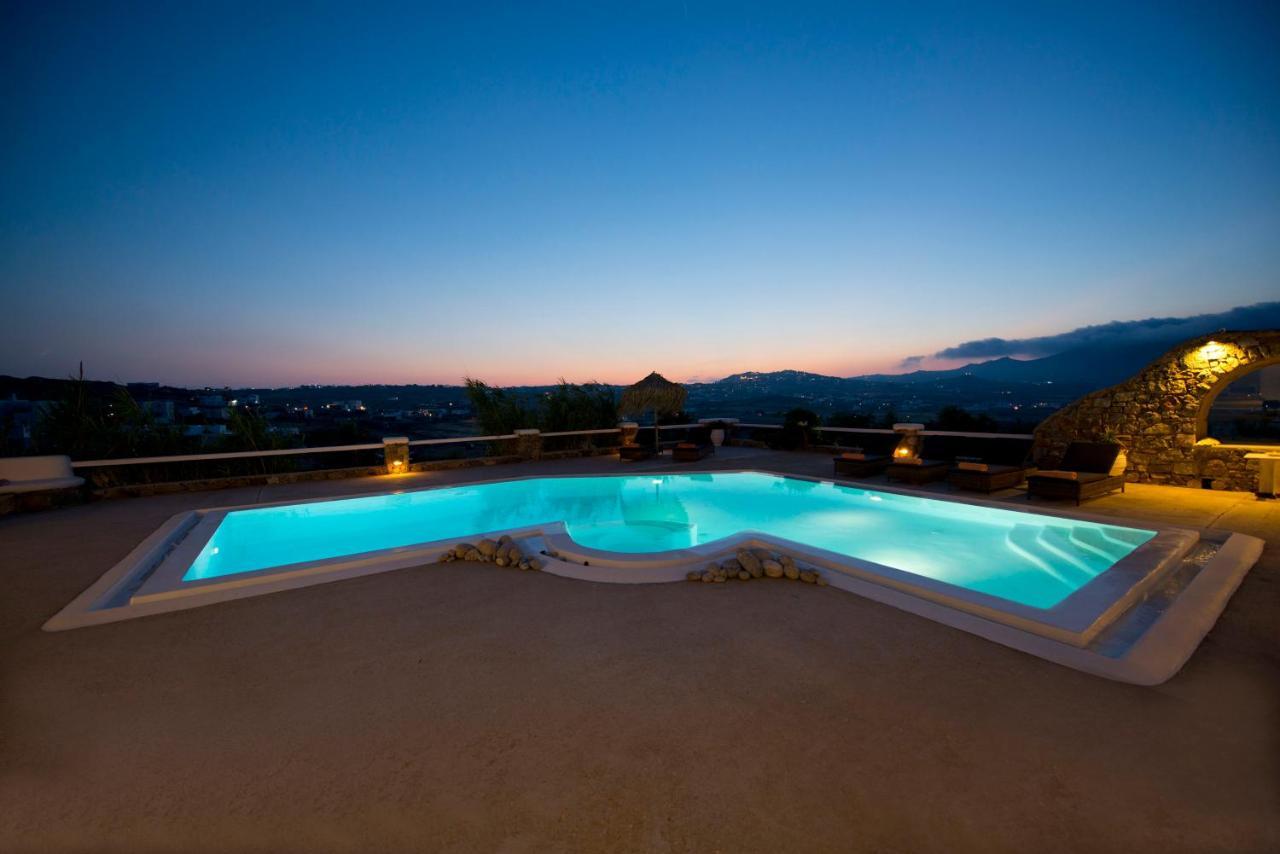 Tatiana Villa & Apartments Klouvas Exterior photo