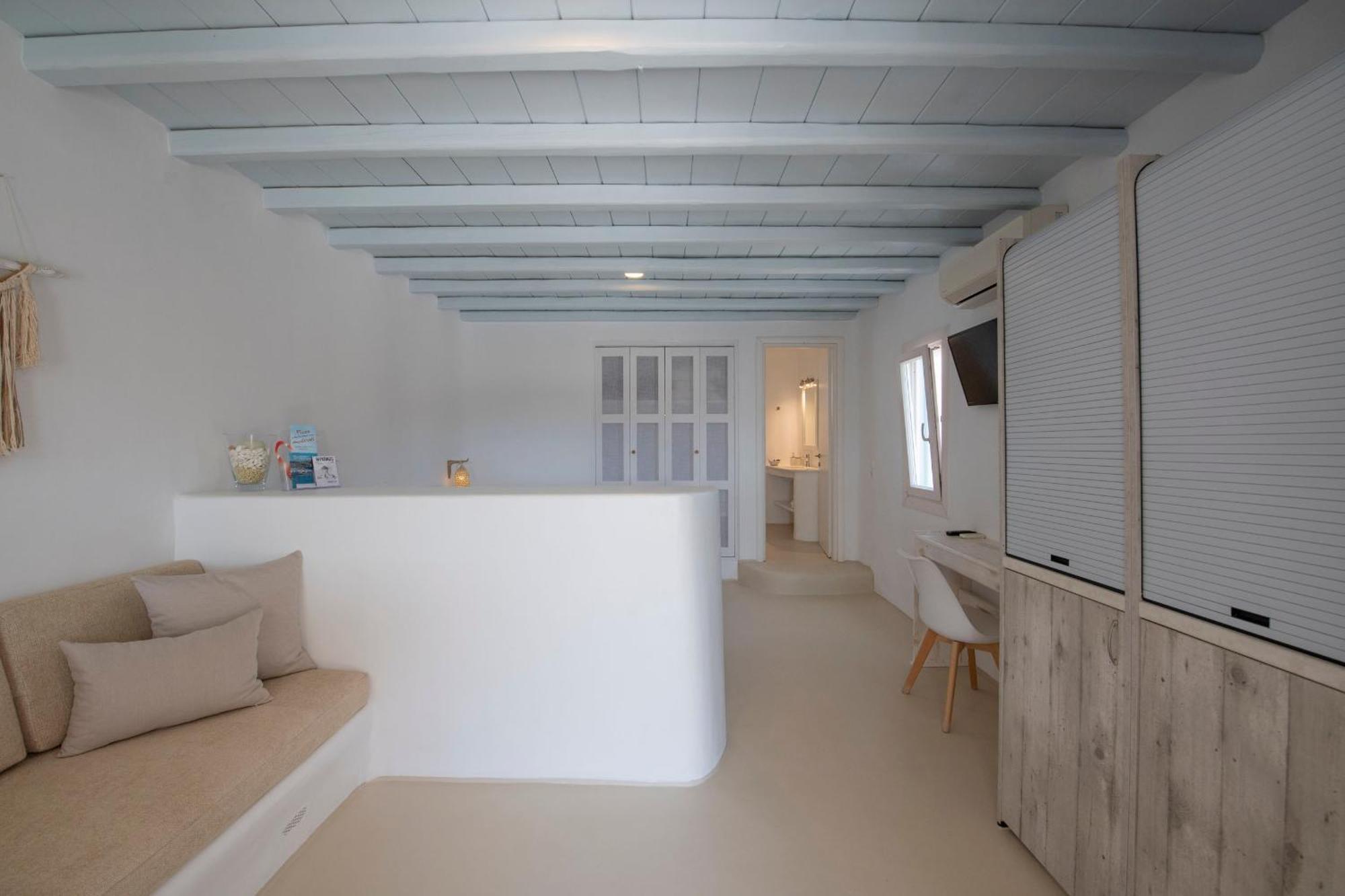 Tatiana Villa & Apartments Klouvas Exterior photo