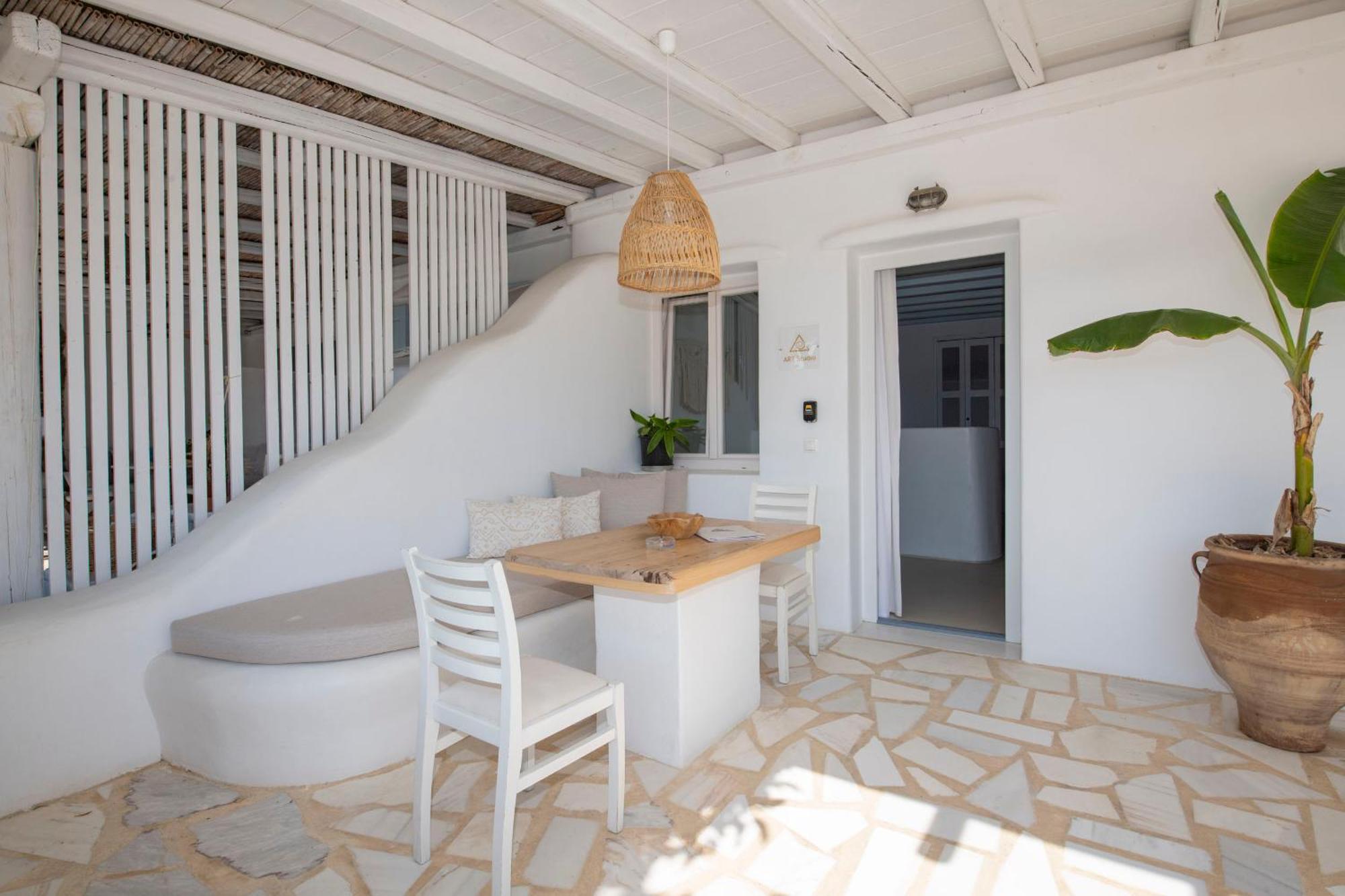 Tatiana Villa & Apartments Klouvas Exterior photo