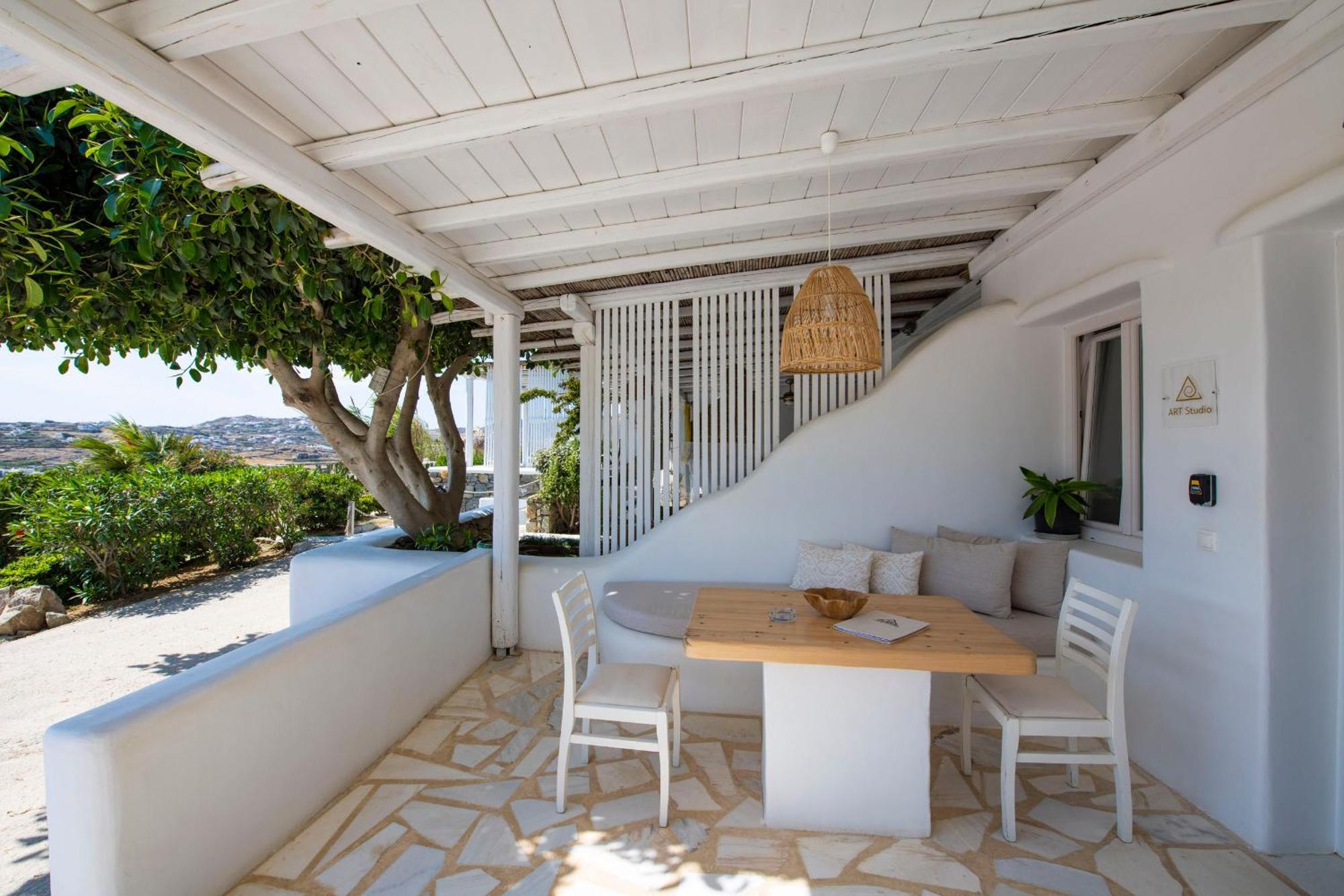 Tatiana Villa & Apartments Klouvas Exterior photo