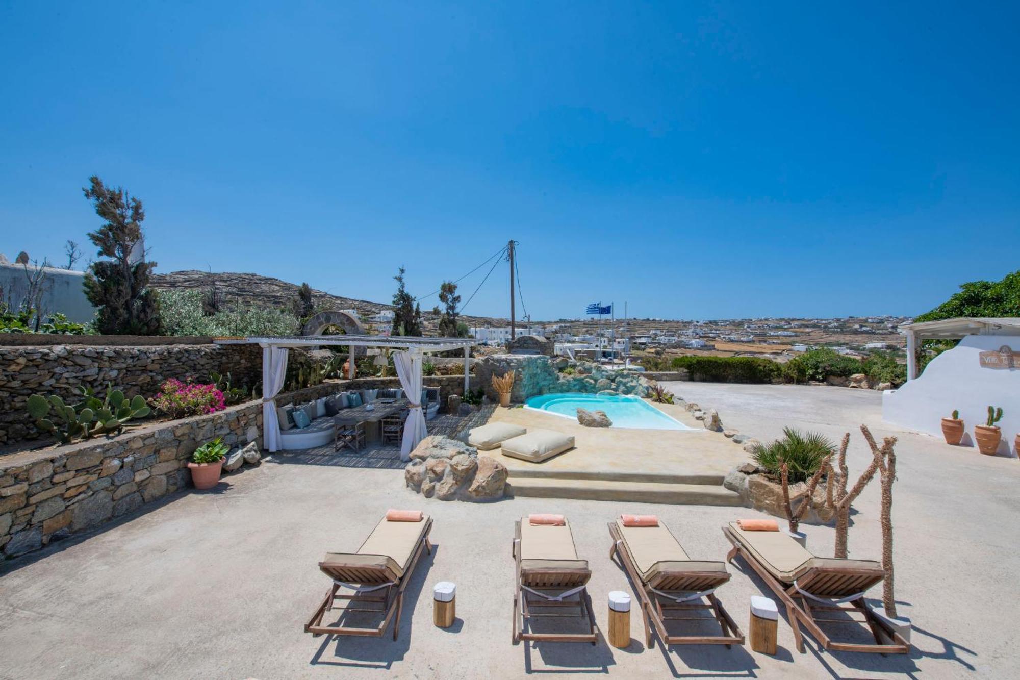 Tatiana Villa & Apartments Klouvas Exterior photo